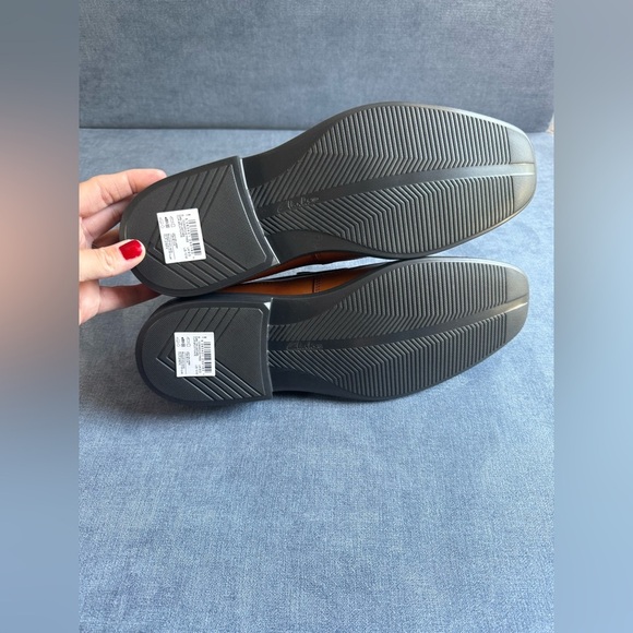 Clarks Cosgrove Free Loafer Men’s SZ 11M Brown Leather Slip On Comfort Shoe New - Picture 6 of 8